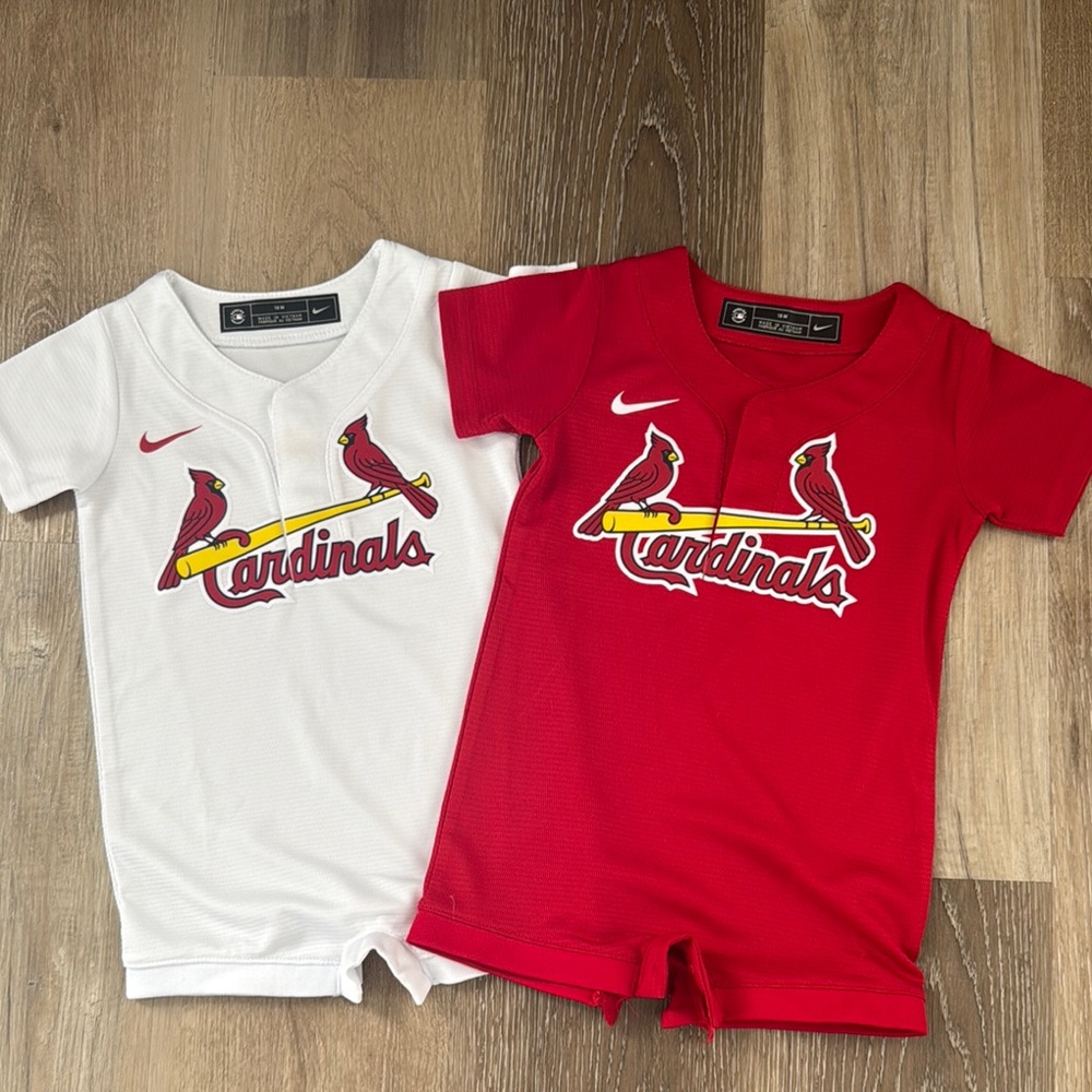 Nike Kids St. Louis Cardinals Rompers- 18m